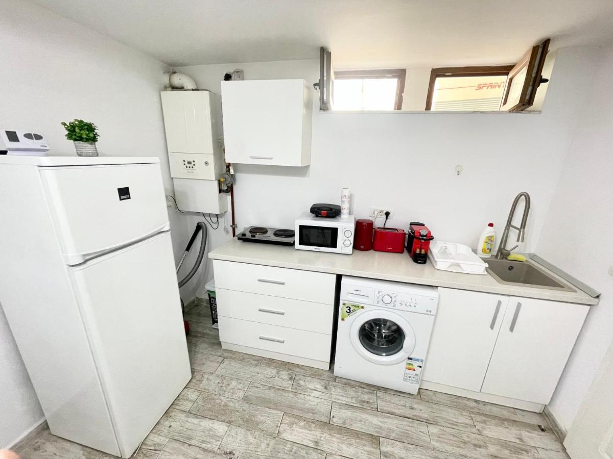 Temple 4 Apartment Букурещ Екстериор снимка